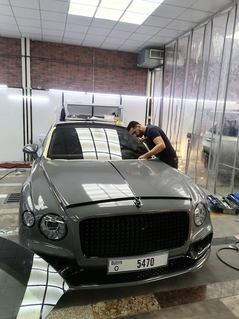 Auto Glass Services Ahmad and Brothers | Dubai